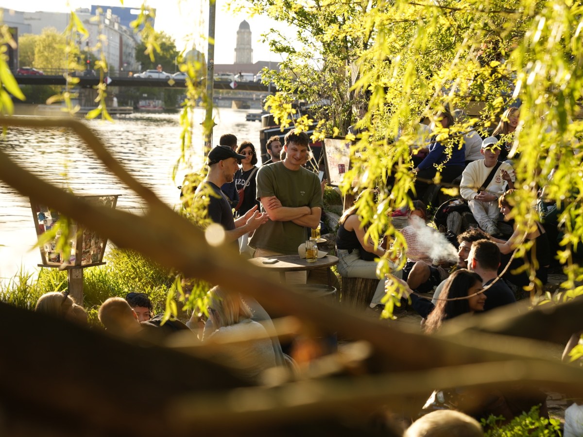 Holzmarkt Berlin Spree